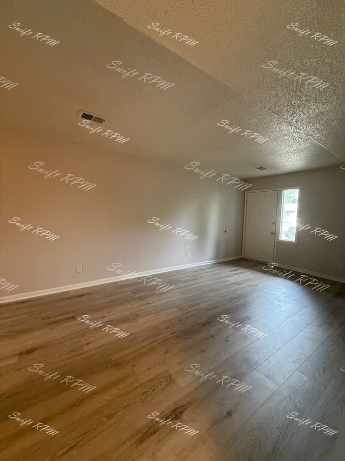 107 West Nichols Street – photo 3