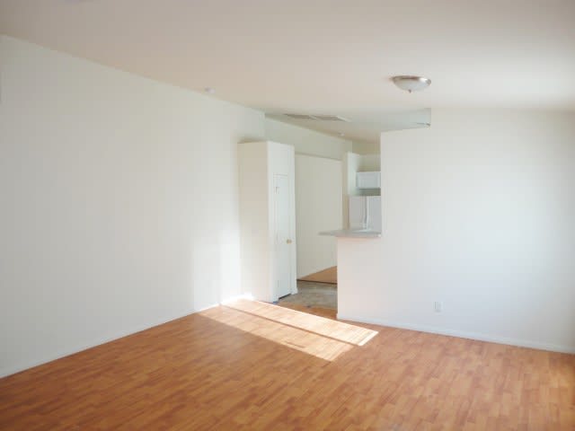 Beautiful Single Story Home in North Las Vegas! – photo 5