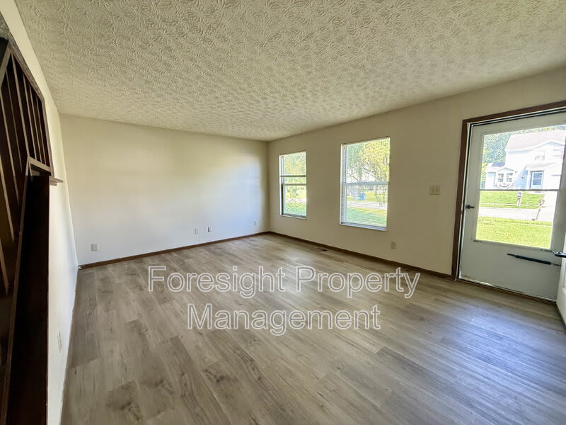 7163 Tomahawk Trail – photo 4