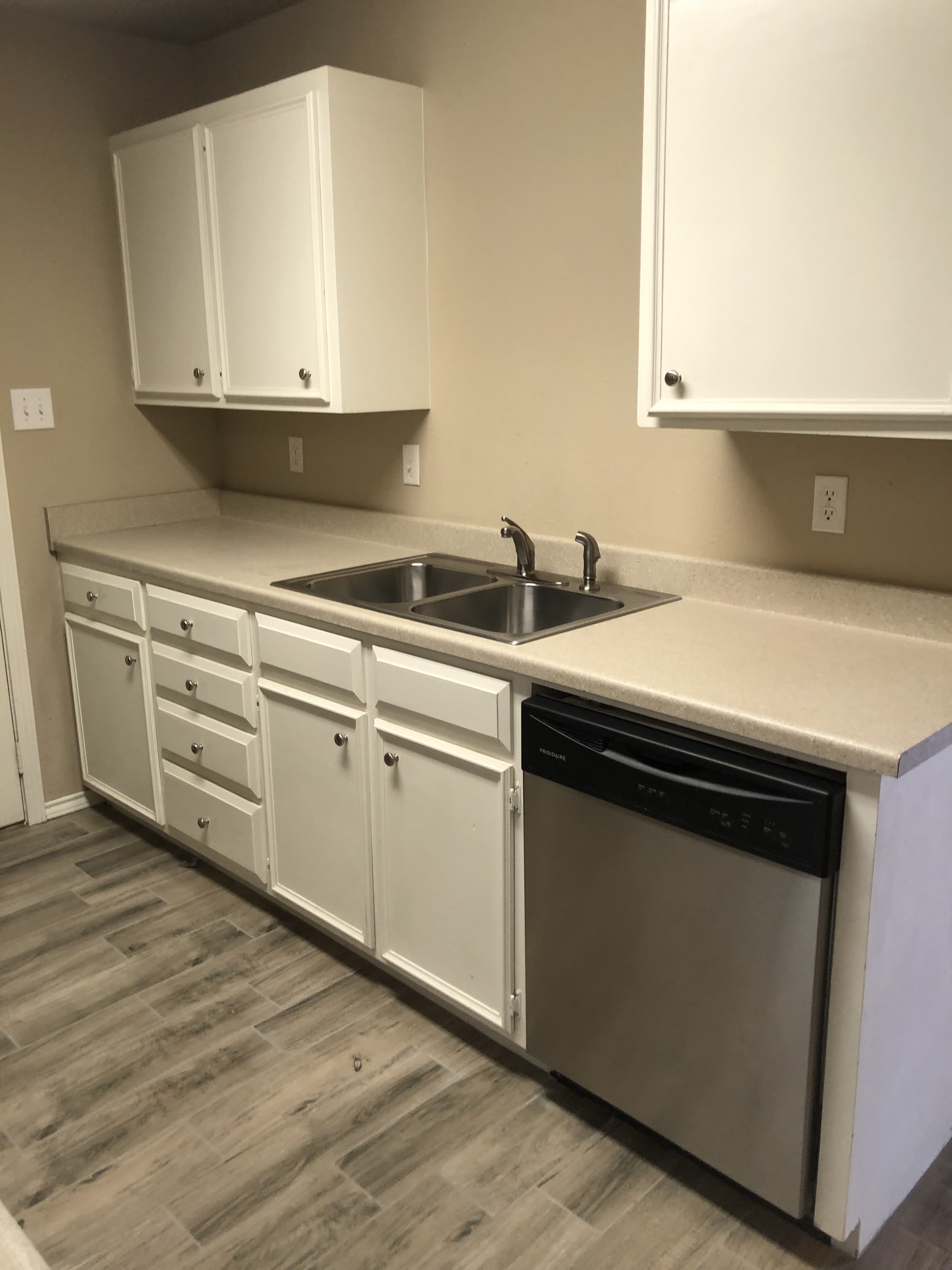 5122 40th St – photo 3