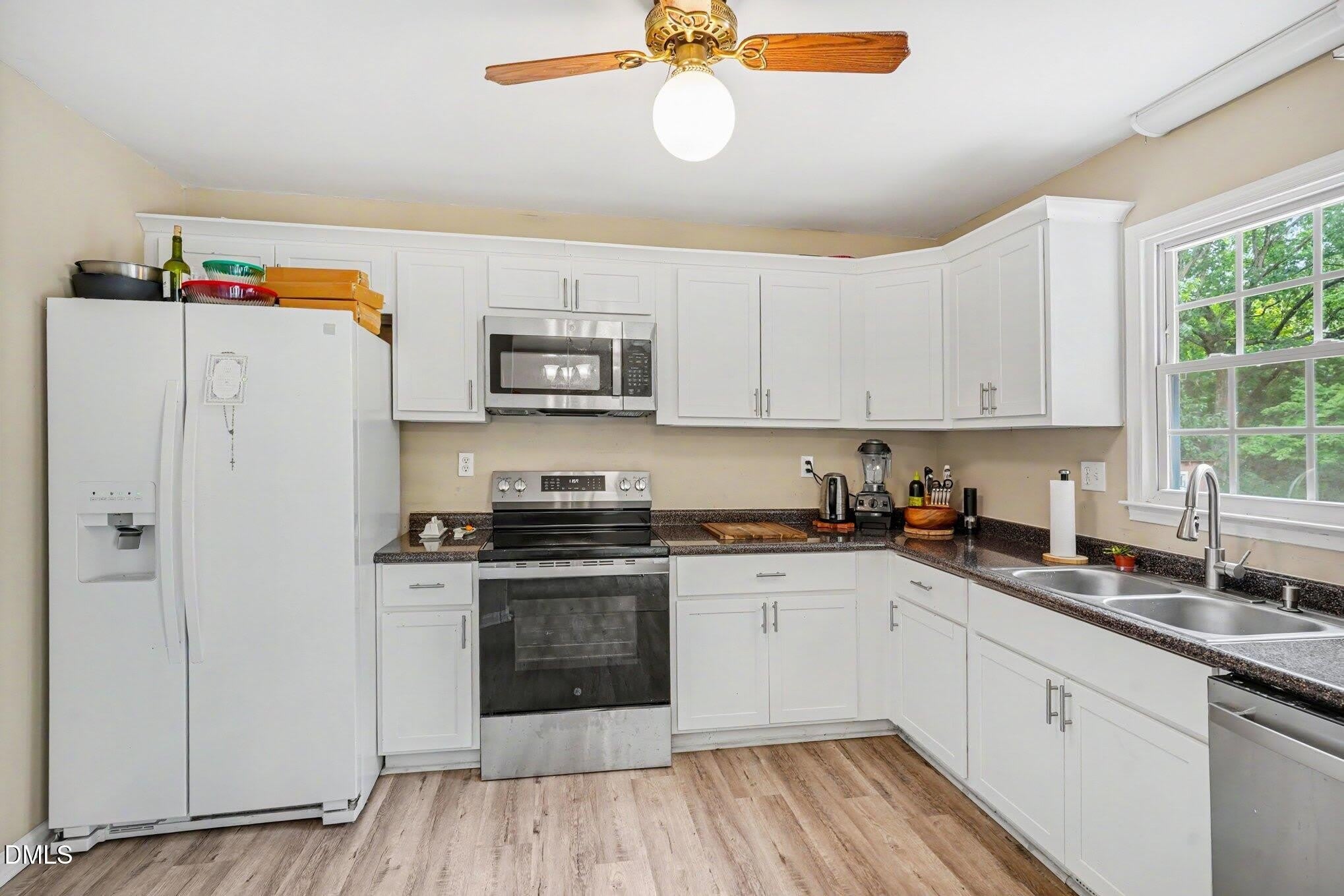 605 Sawmill Road – photo 5