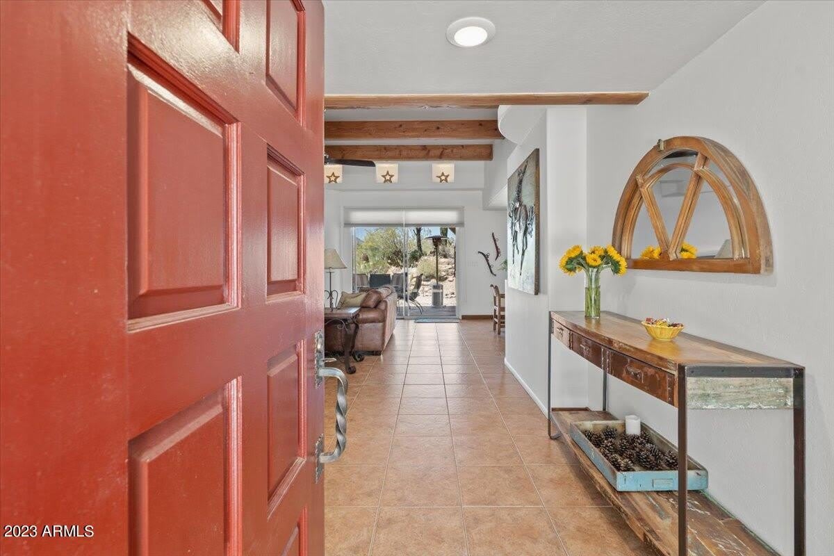 1816 E EAGLE CLAW Drive – photo 3