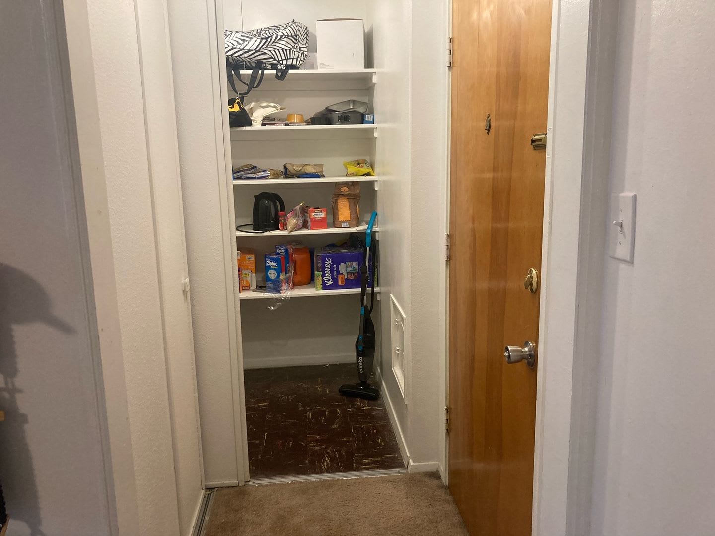 Studio Walking Distance to the University of Utah! – photo 4