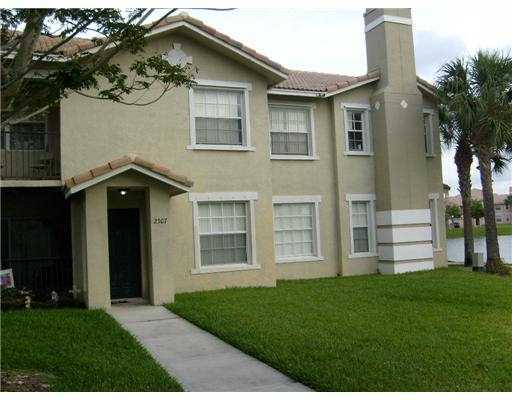 3/2 Lake available in North Lauderdale – photo 1
