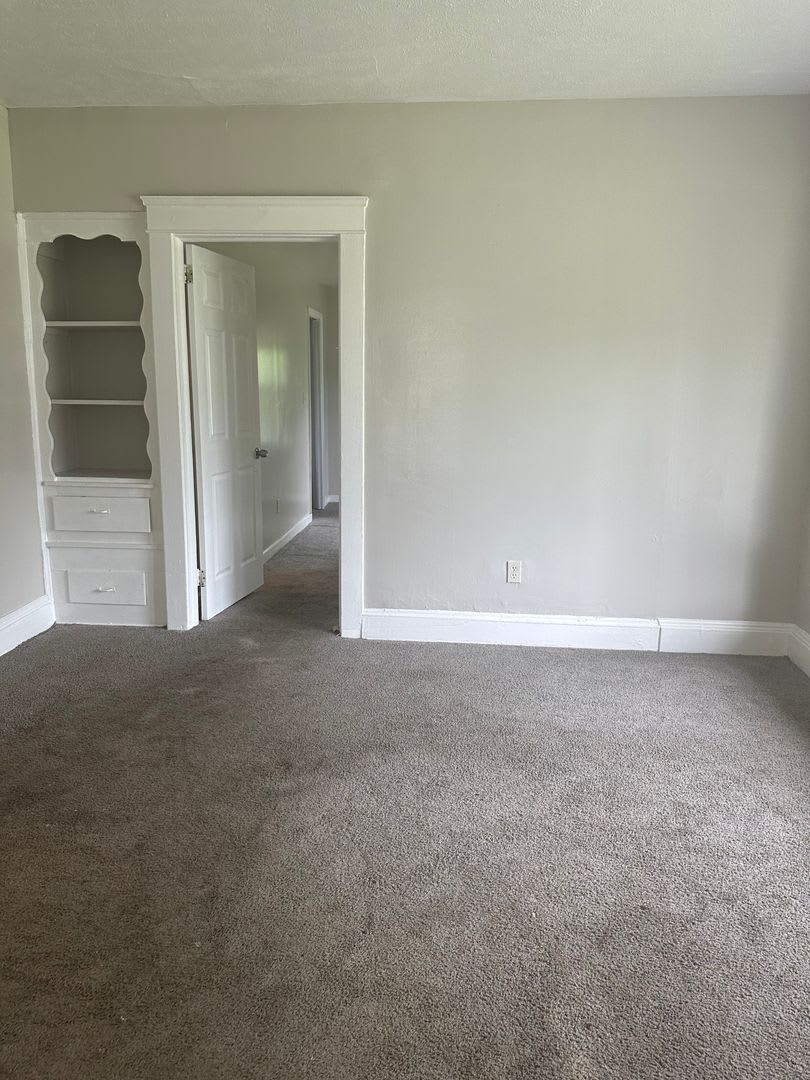 East side of Cleveland single home – photo 4