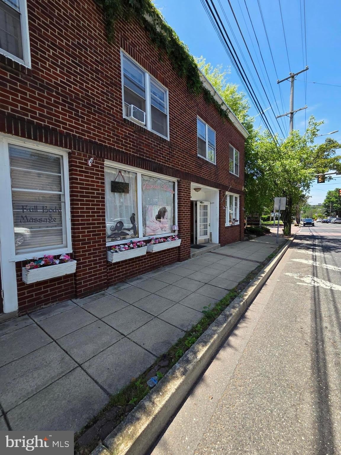 104 S MAIN Street – photo 5