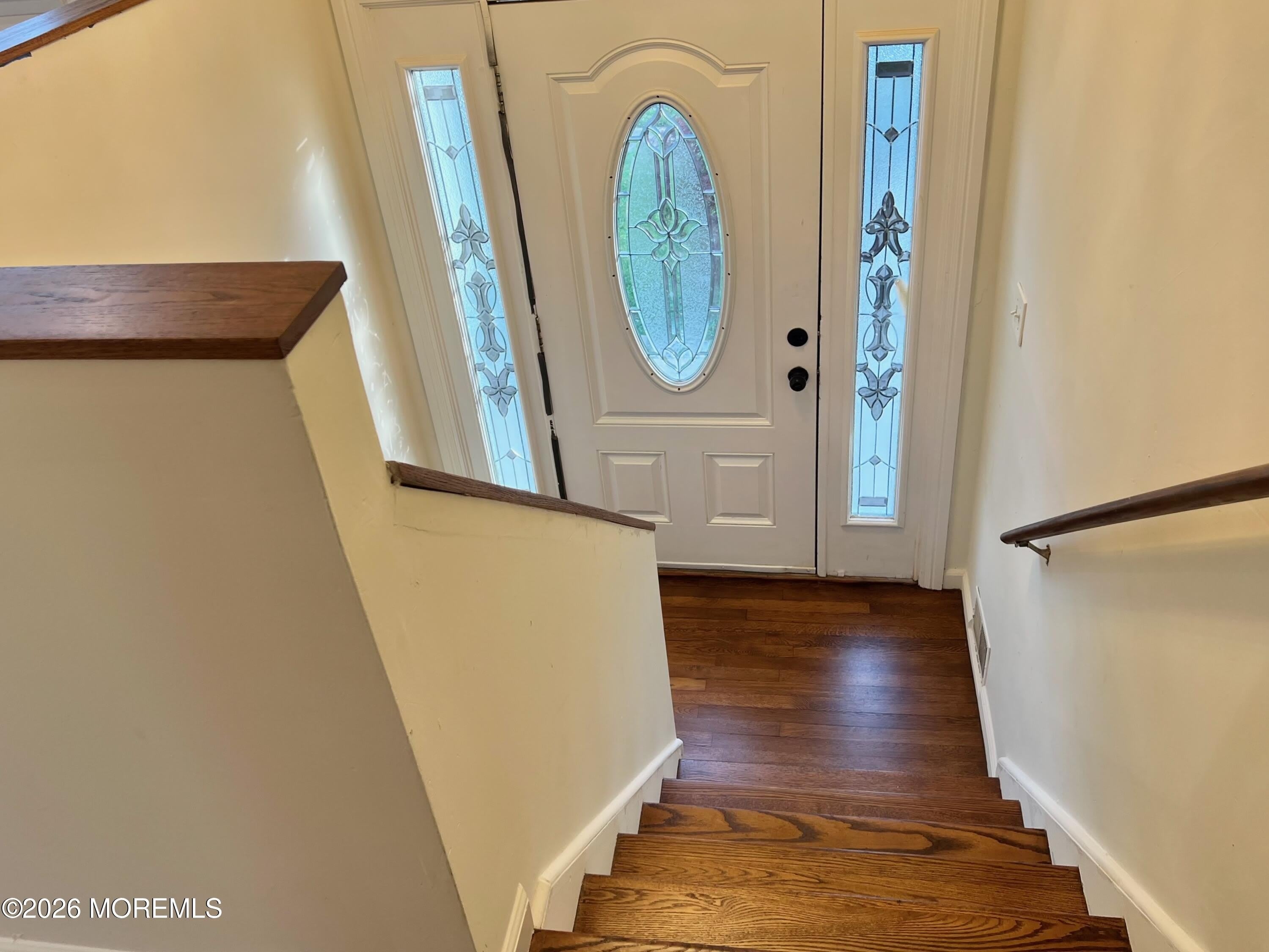 12 White Drive – photo 2