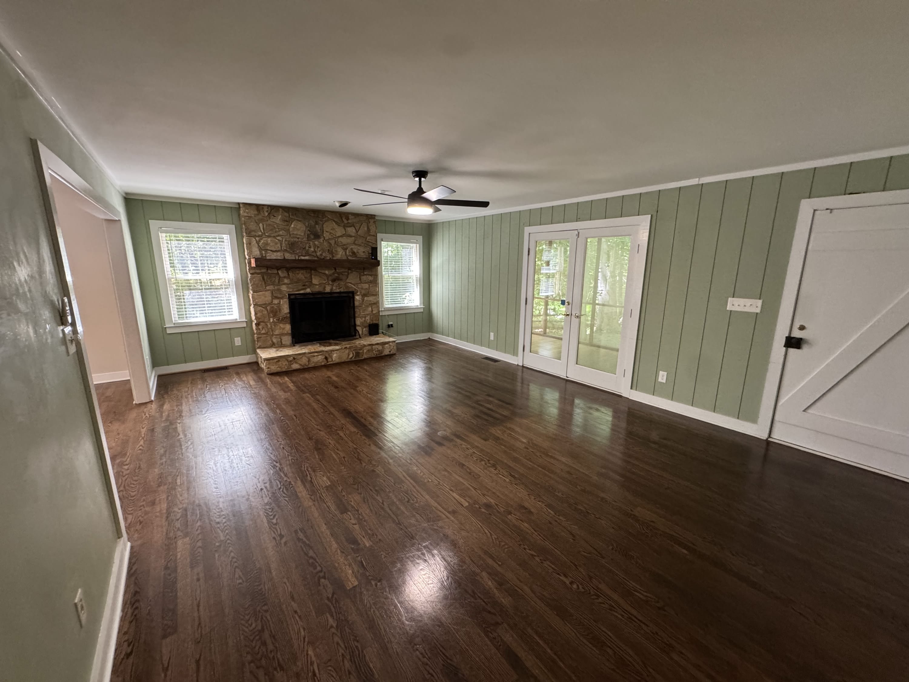219 Larkfield Road – photo 2