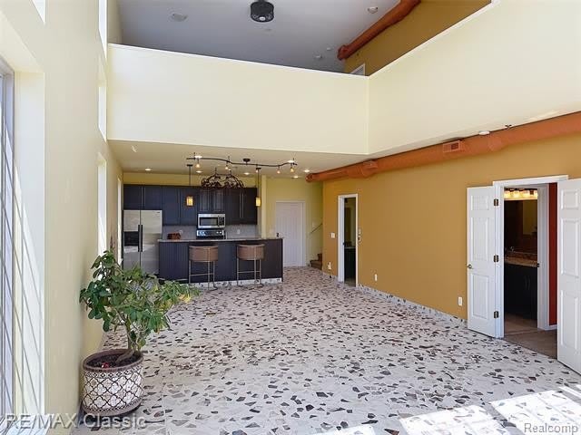 588 S Main Street – photo 5
