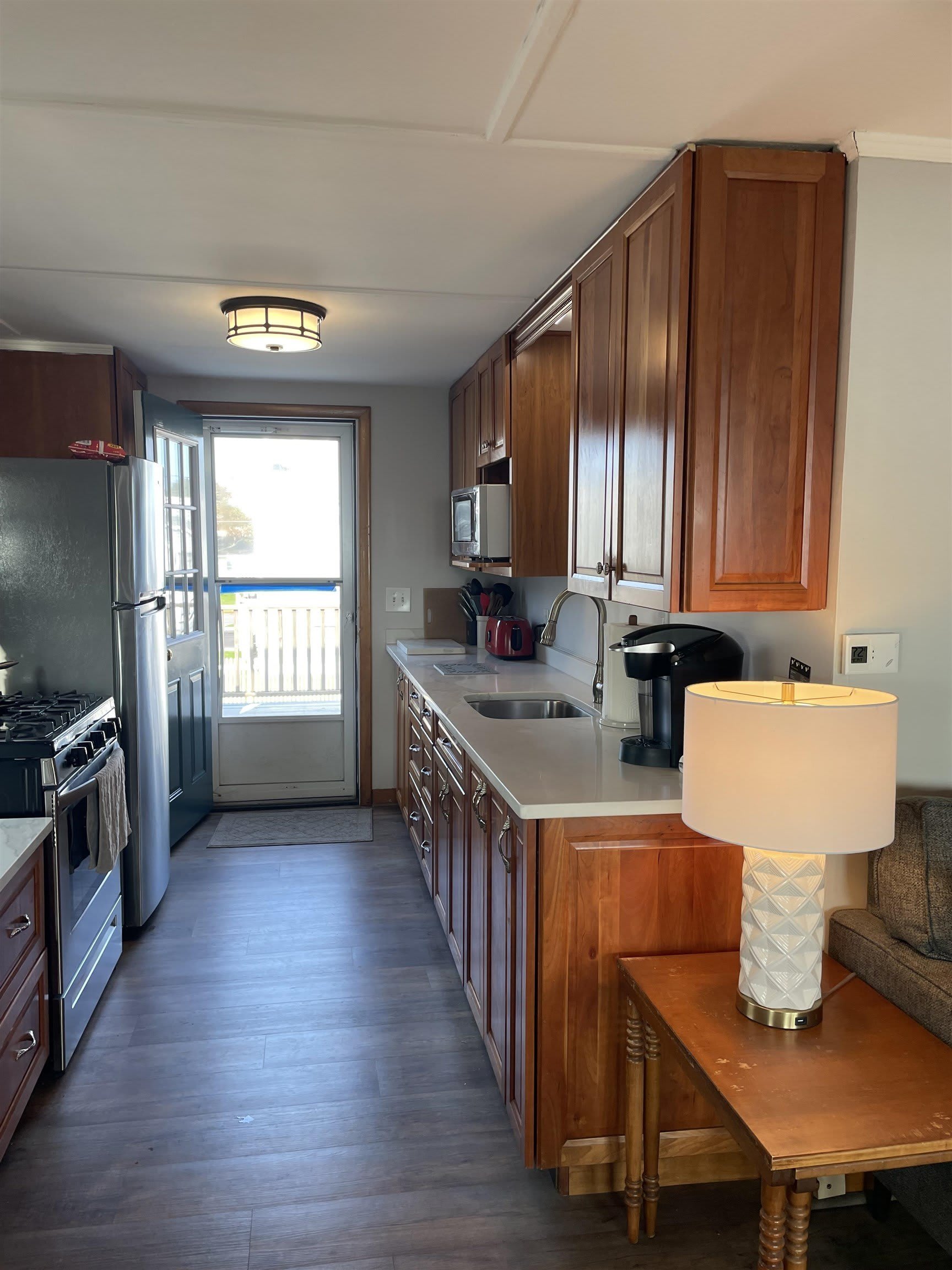 885 Ocean Boulevard – photo 3