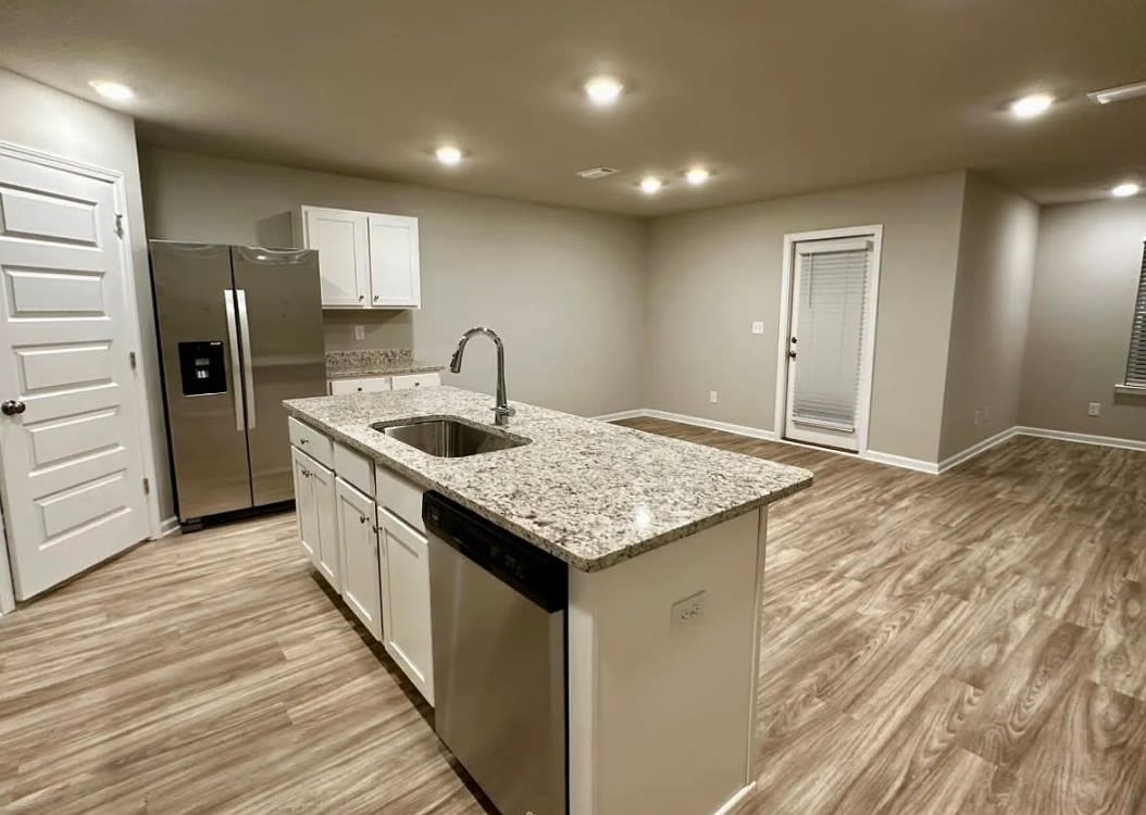 436 PAGET DR – photo 5