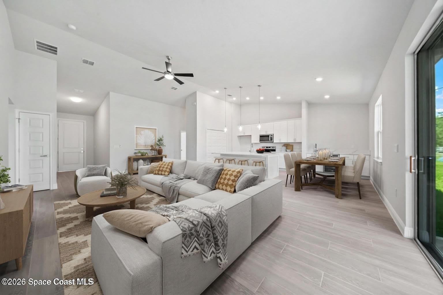 407 Cellini Avenue NE – photo 2