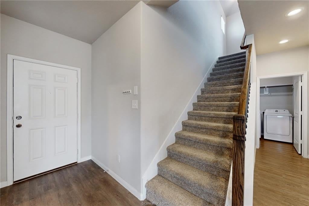 5763 Paseo Place – photo 4