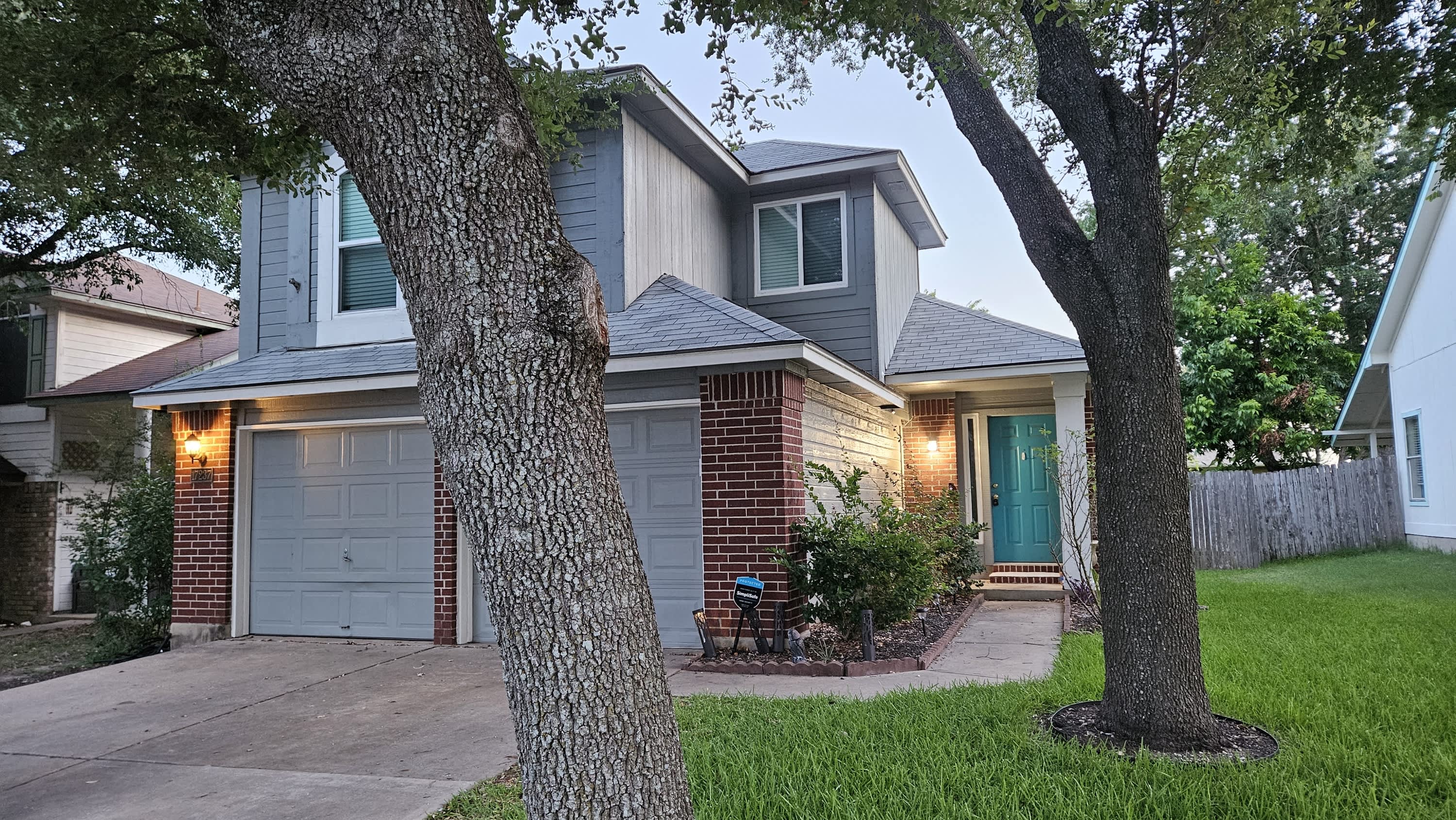 17237 Tobermory Drive – photo 1