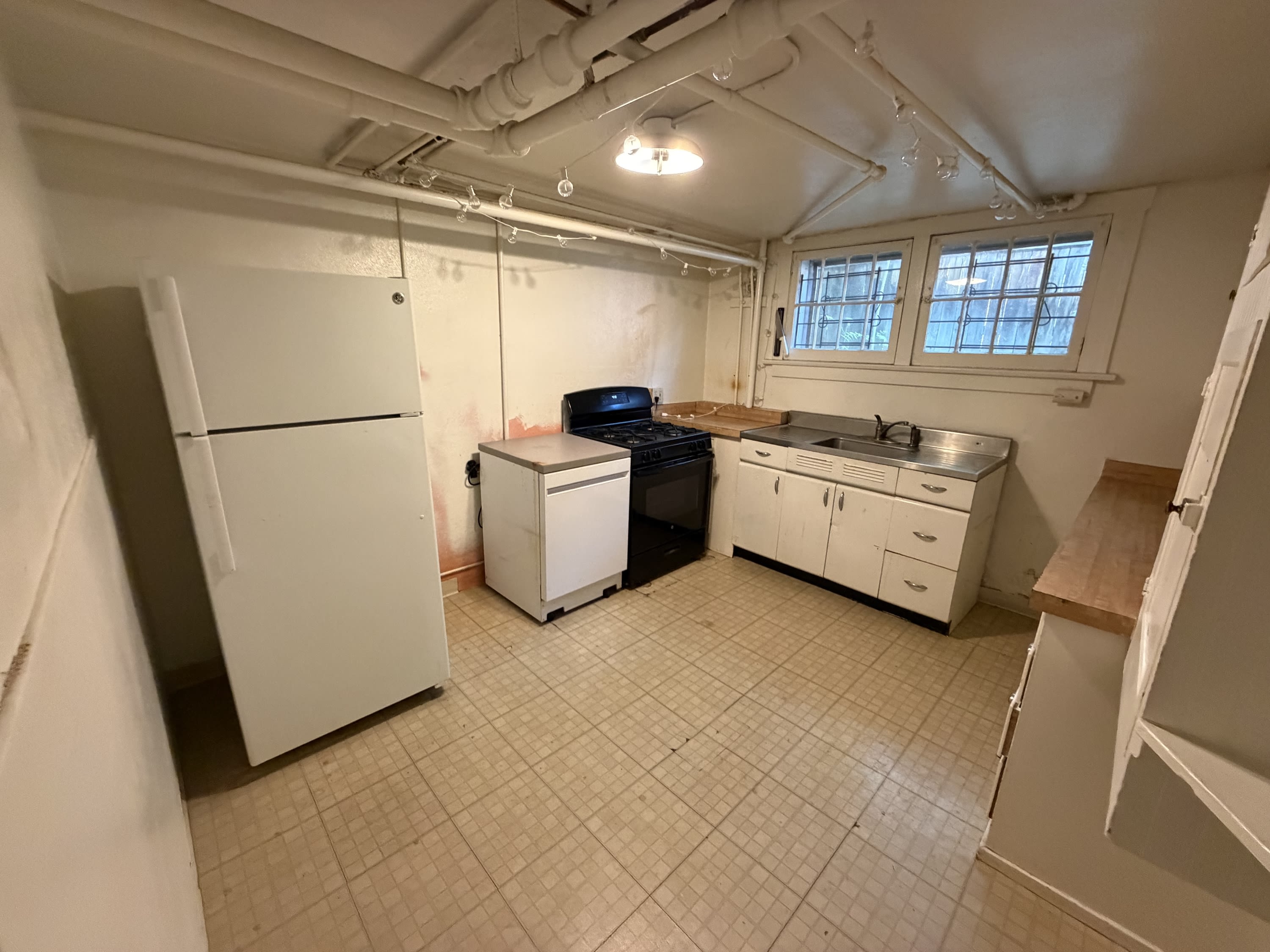 1201 E VIRGINIA AVE – photo 4