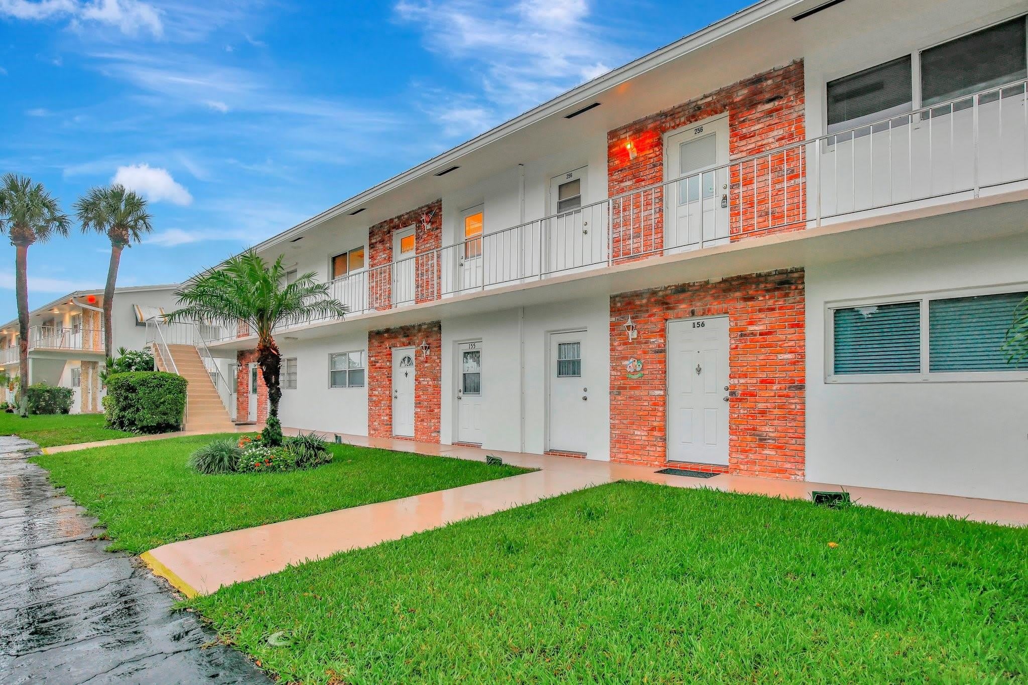2650 W GOLF Boulevard – photo 1