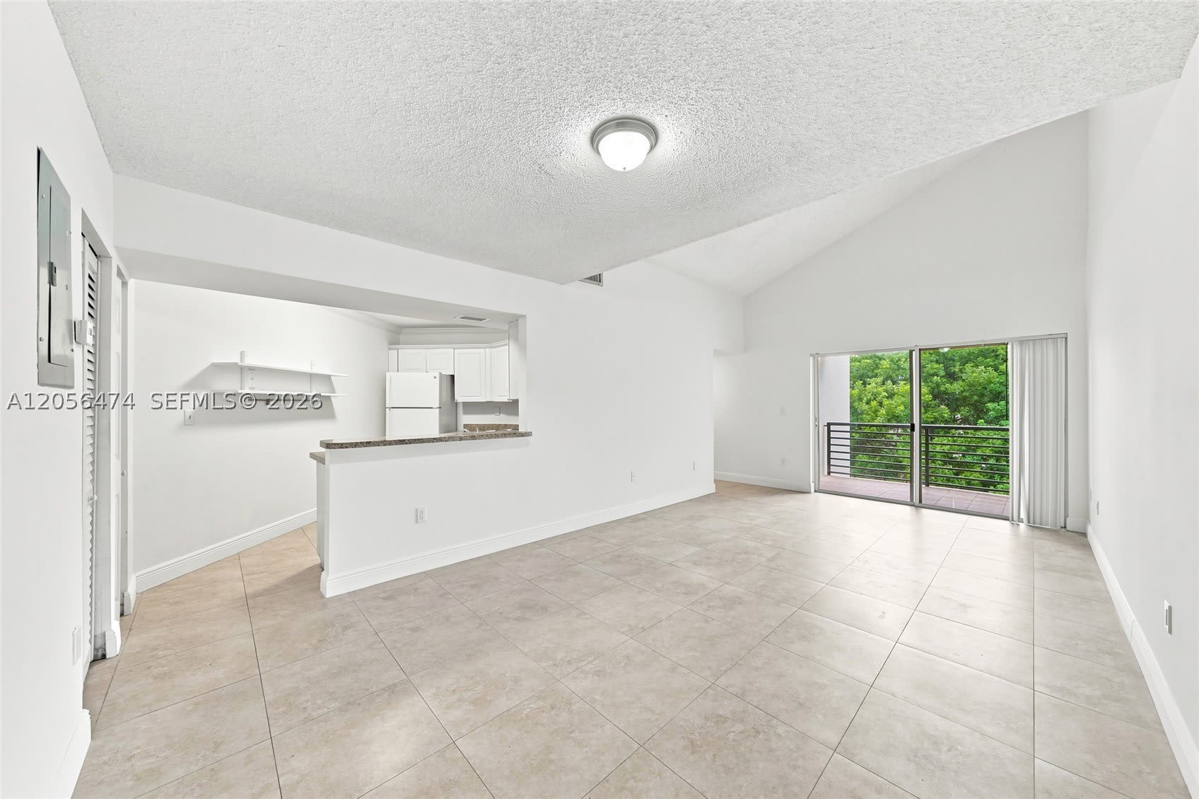 9735 Fontainebleau Blvd – photo 1