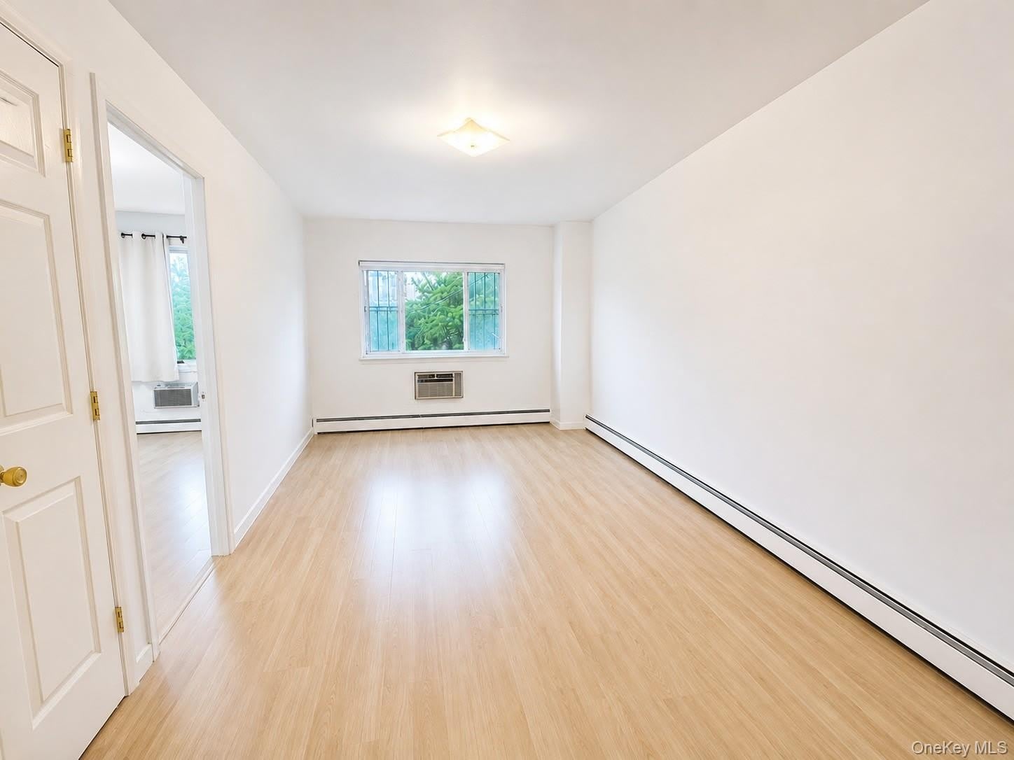 55-02 98 Street – photo 1