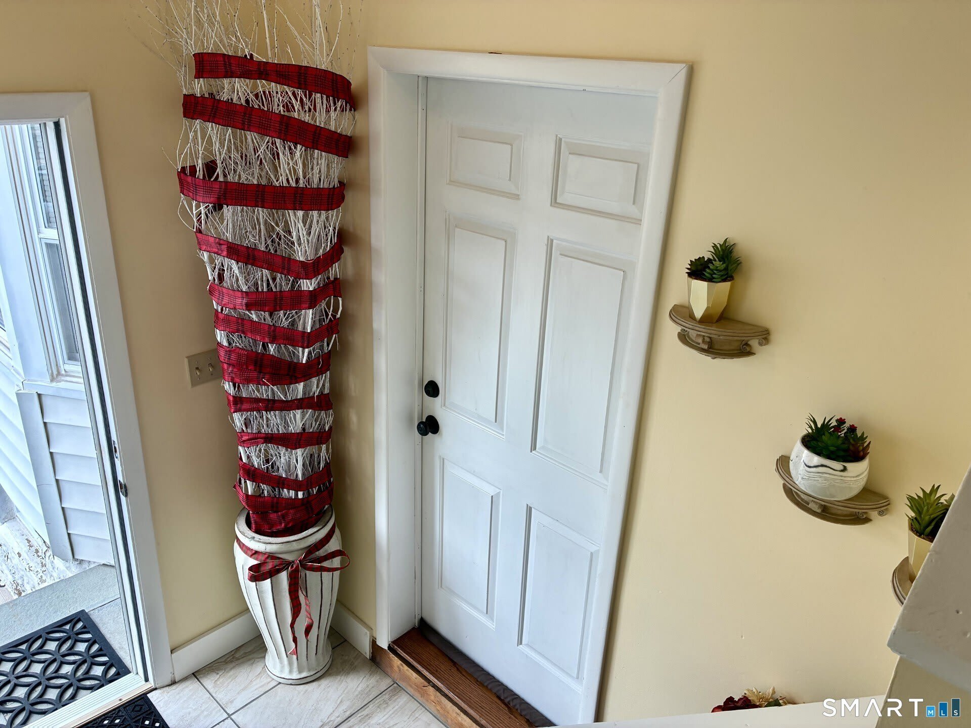 658 Beechmont Avenue – photo 3