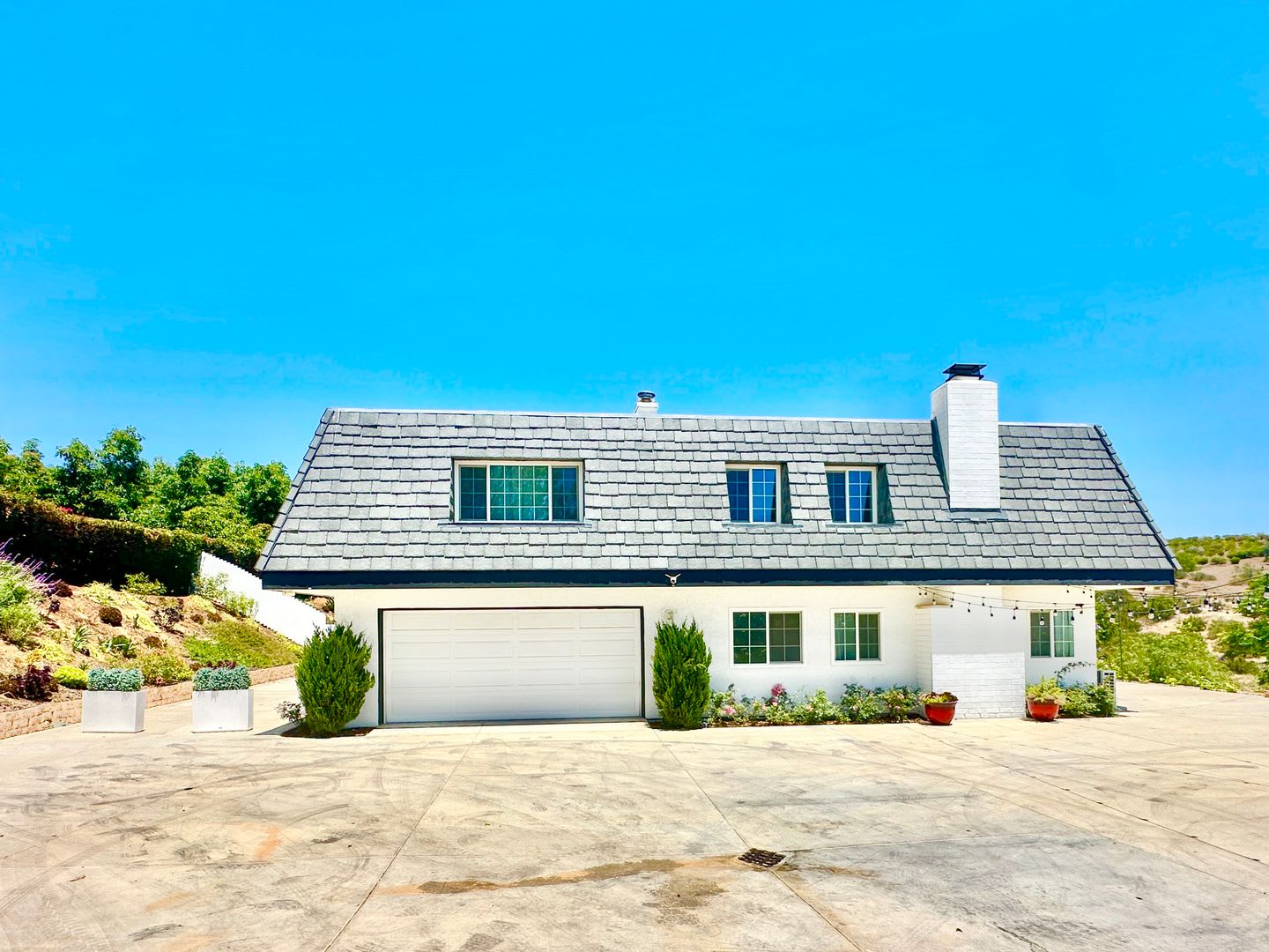 Breathtaking Custom Country Two Story Home Fully Remodeled Beautifully Appointed On Private 20 Acre Property – photo 2