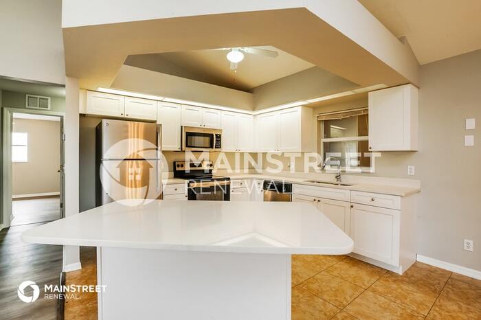 2108 Northeast 15th Lane – photo 4
