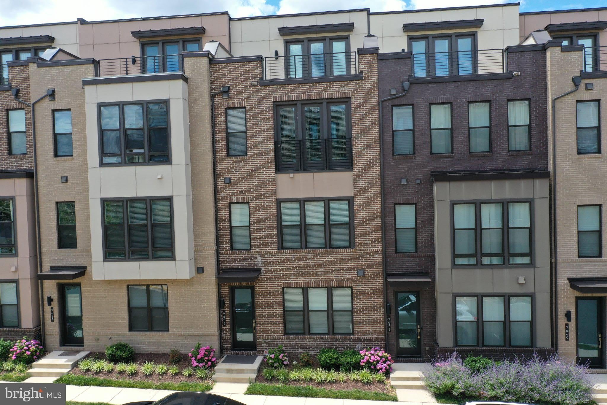 4653 CHARGER Place – photo 1