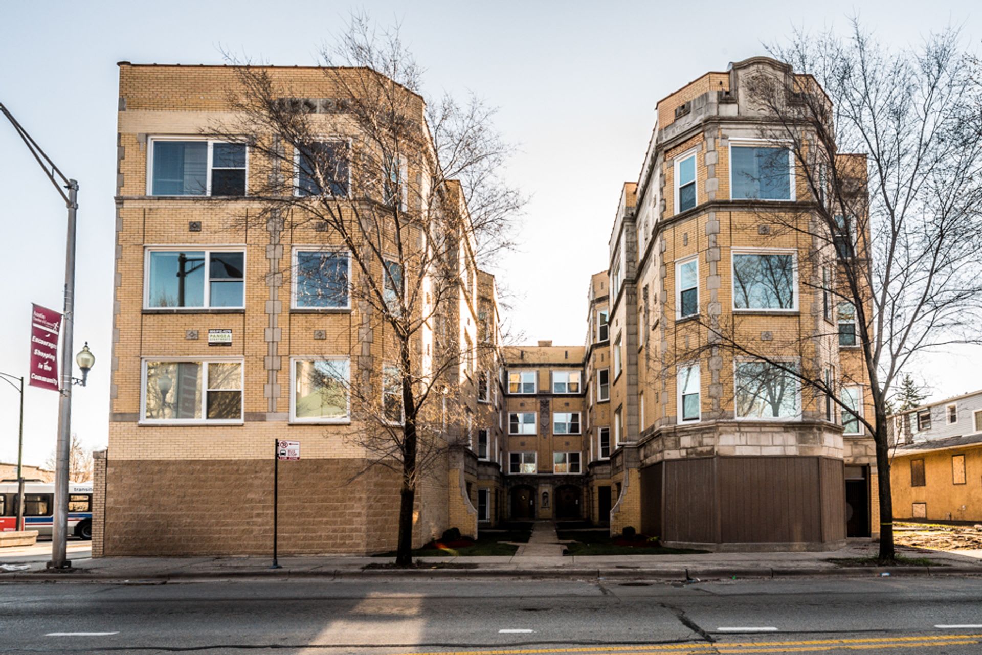 1145 N Austin Blvd – photo 2