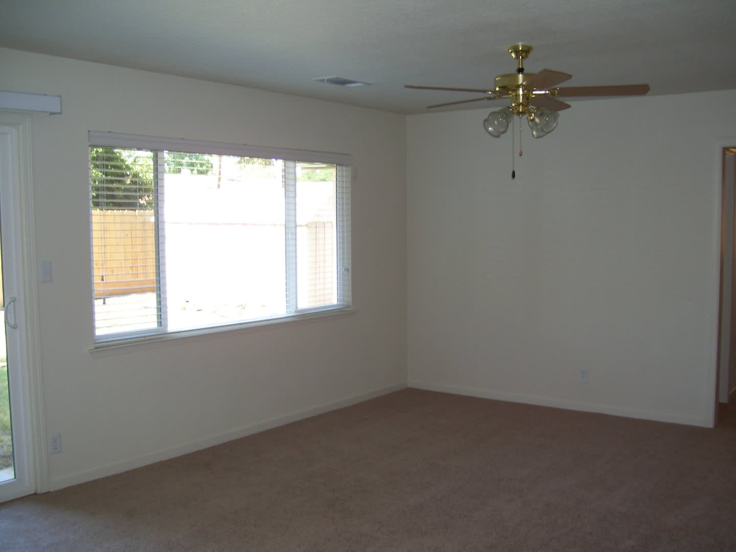 Affordable 3 bedroom home, recently remodeled w/ lots of upgrades. Please do not current disturb occupants. – photo 5