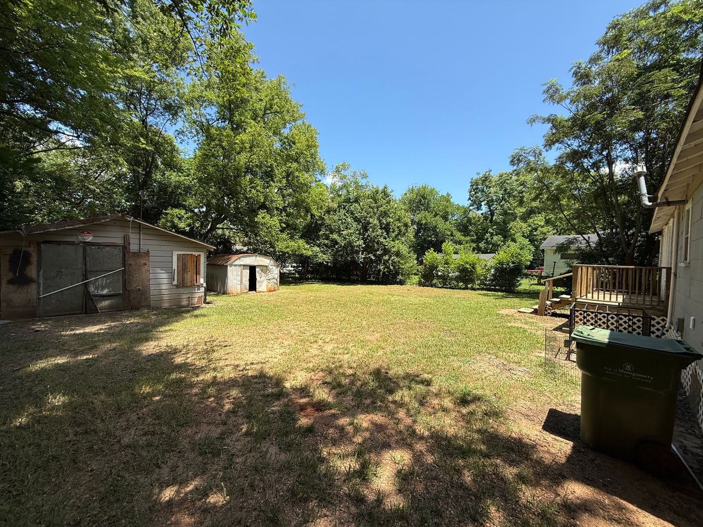 ** 3 bed 1 bath located in Highland Gardens ** to schedule a self showing – photo 4