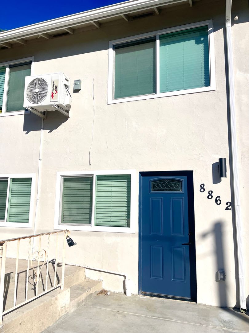 Newly renovated 3bd – photo 1