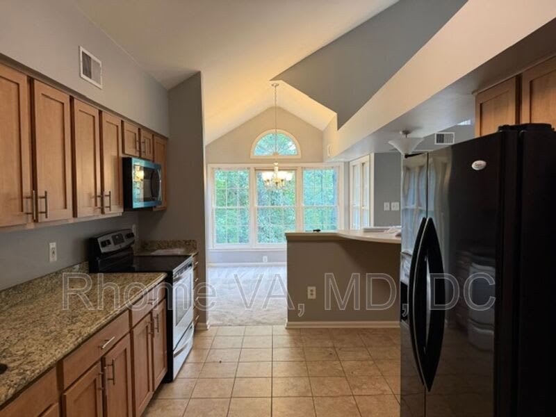 1404 Church Hill Place – photo 5