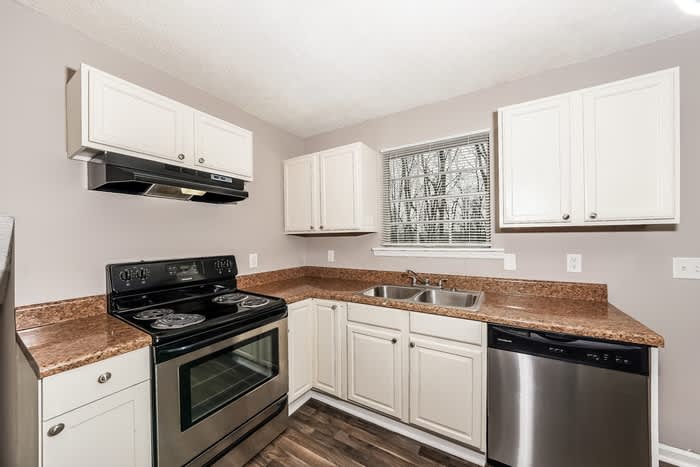 1333 Turf Drive – photo 5