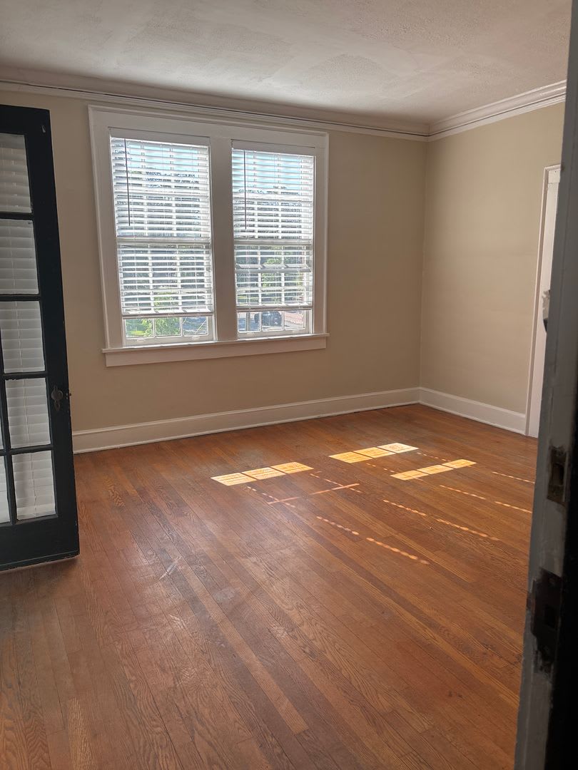 Colonial Court – photo 2
