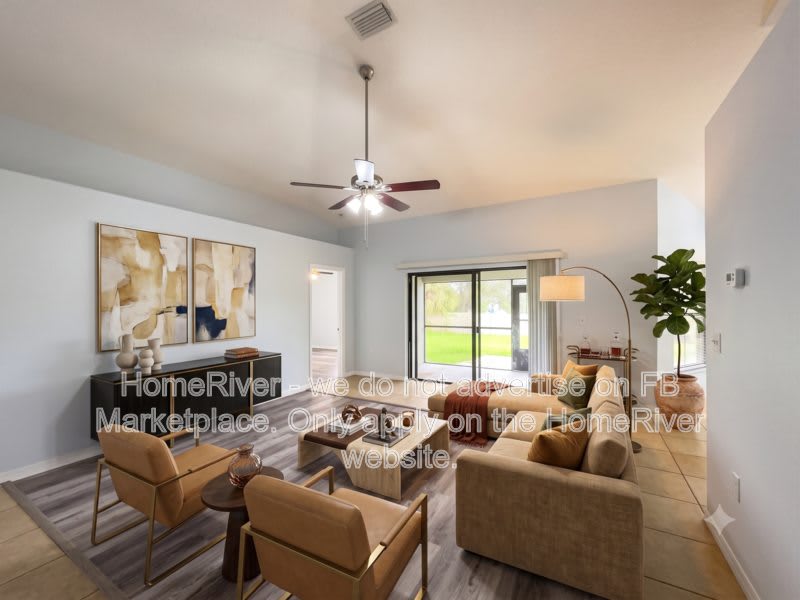 544 Flamingo Dr – photo 2