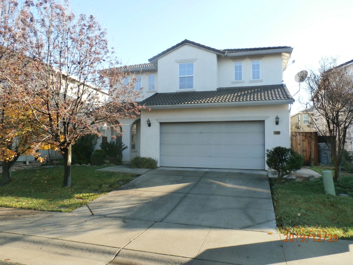 Stunning 4/2.5 Natomas Beauty! (PLEASE READ ENTIRE AD FOR SHOWING)! – photo 1