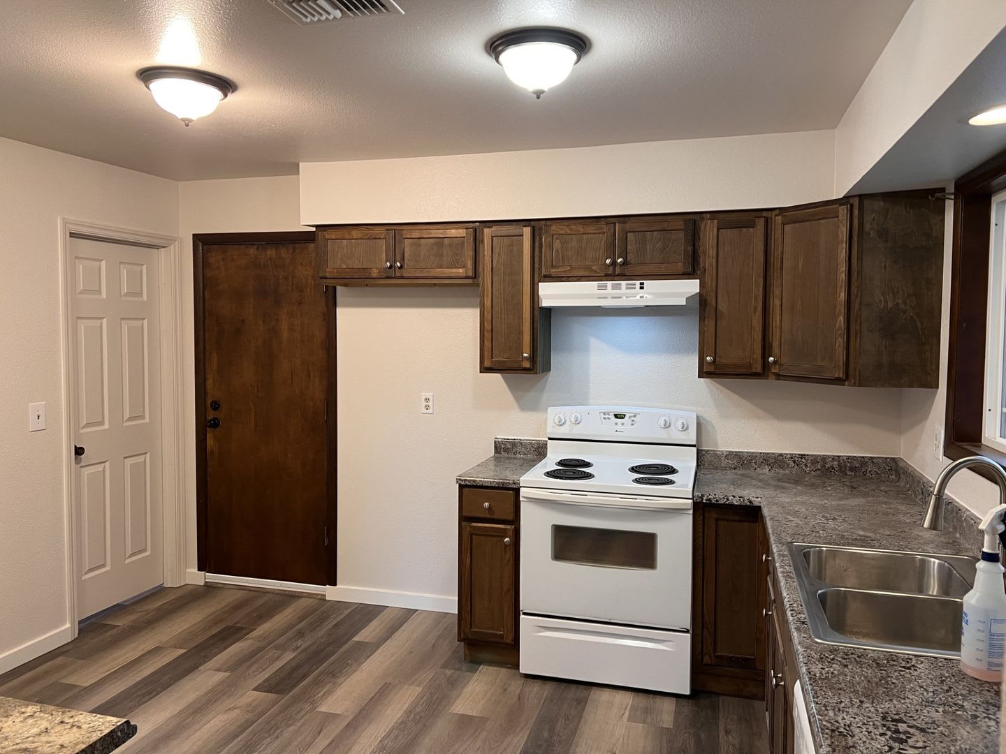 3 Bedroom Home with RV Parking – photo 4