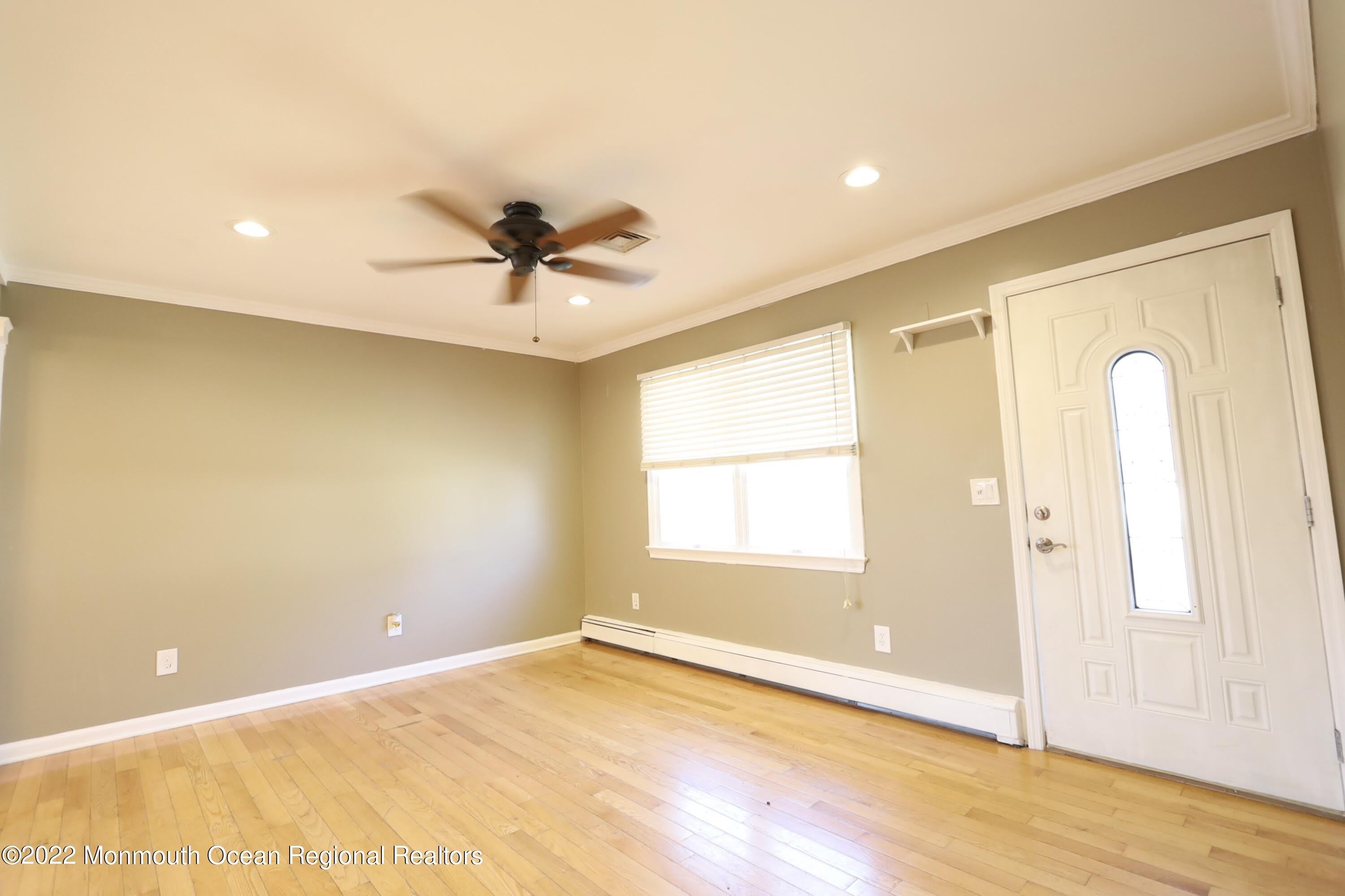 585 Sica Lane – photo 3