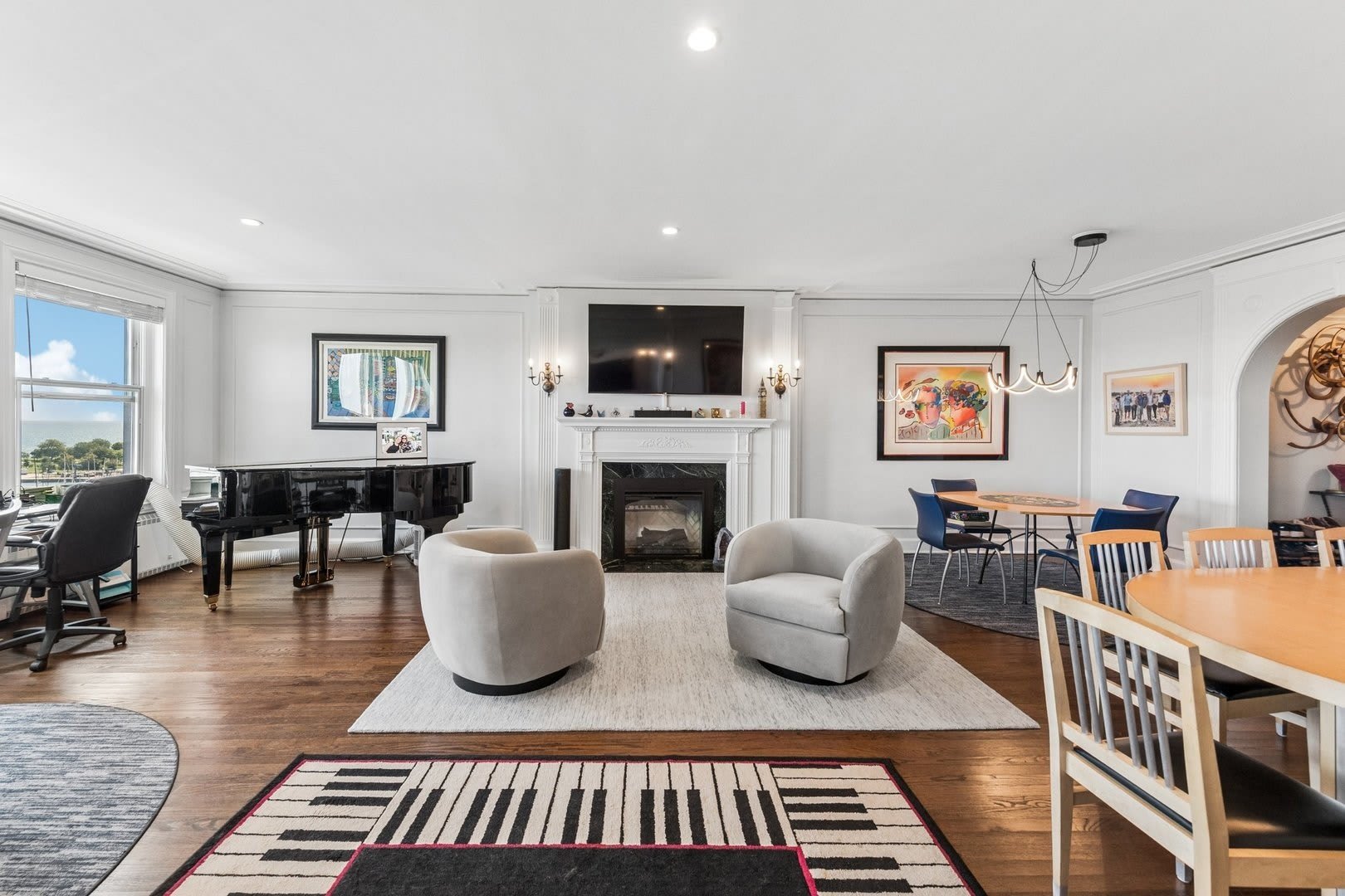 3240 N Lake Shore Drive – photo 4