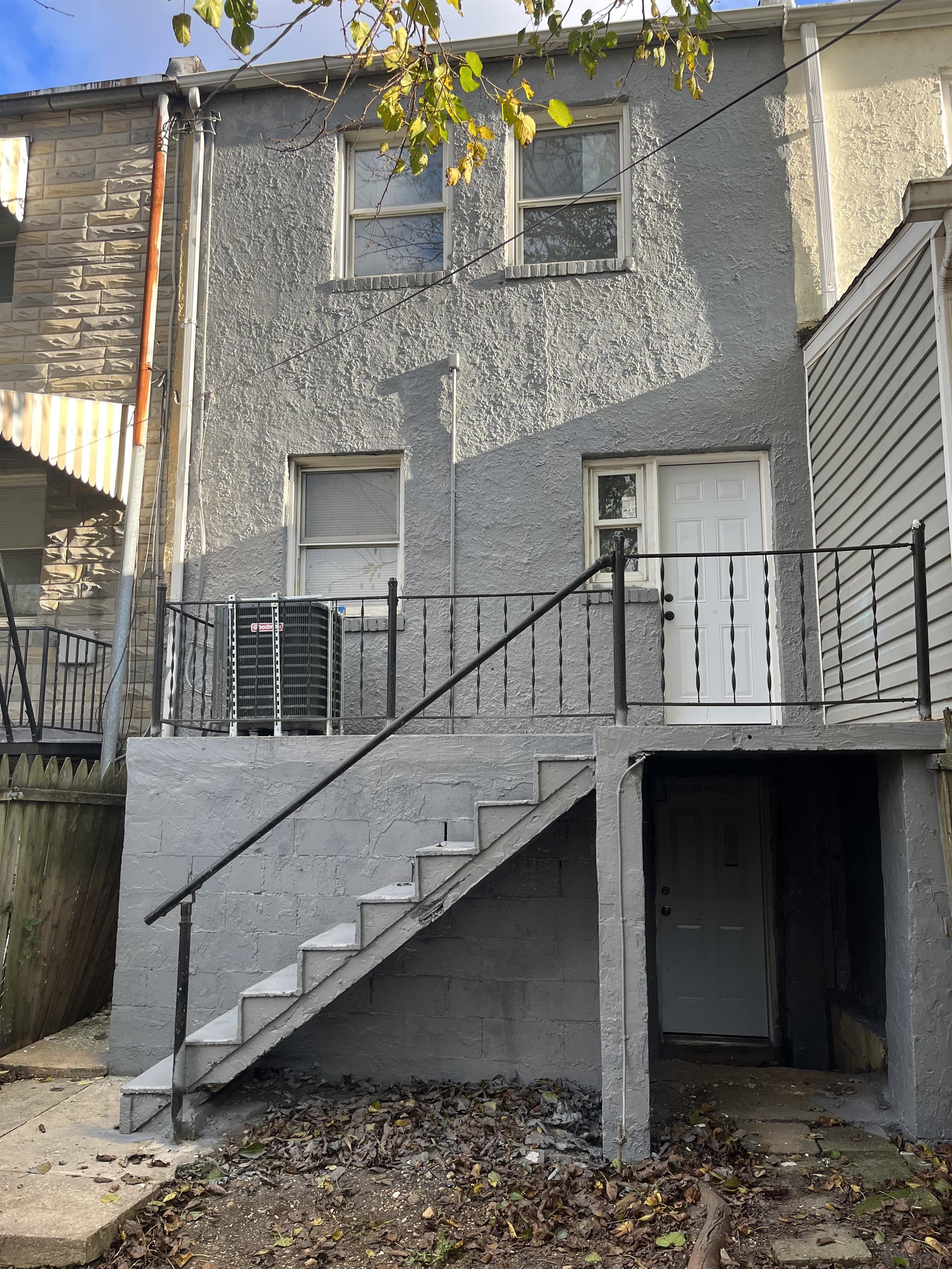 3842 8Th Street 1 – photo 3