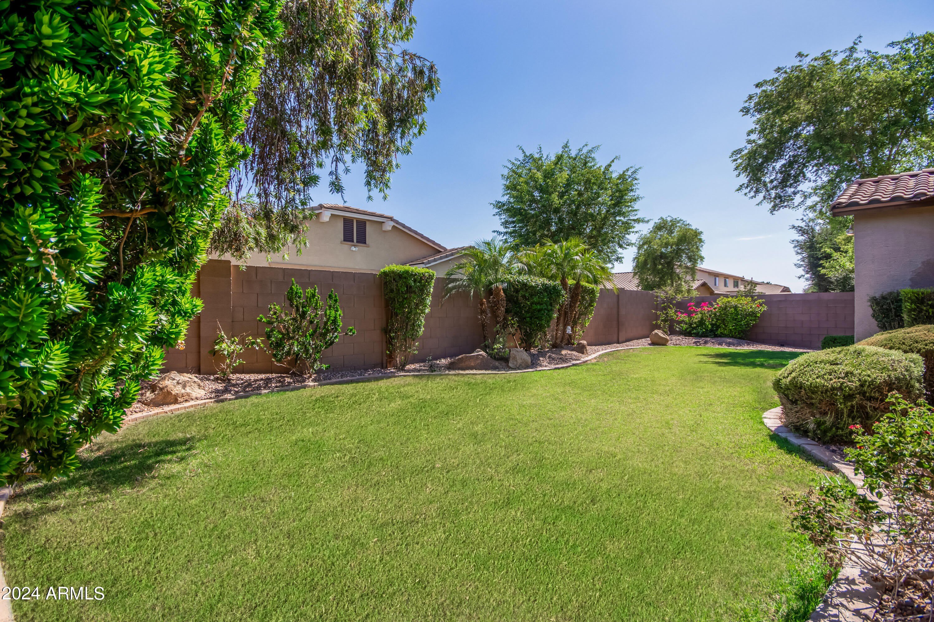 2695 E Rakestraw Lane – photo 3