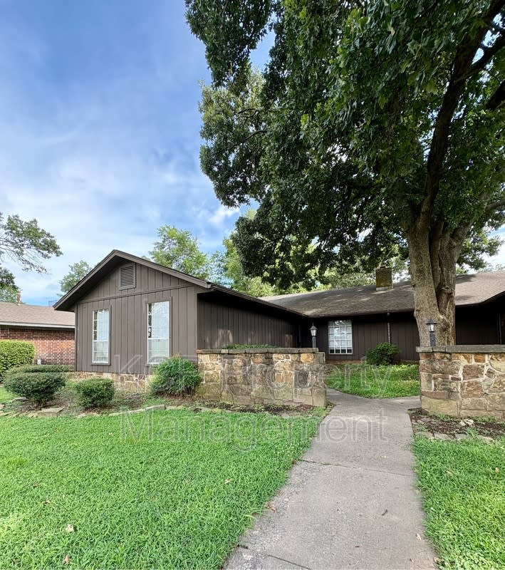 4802 South U – photo 2