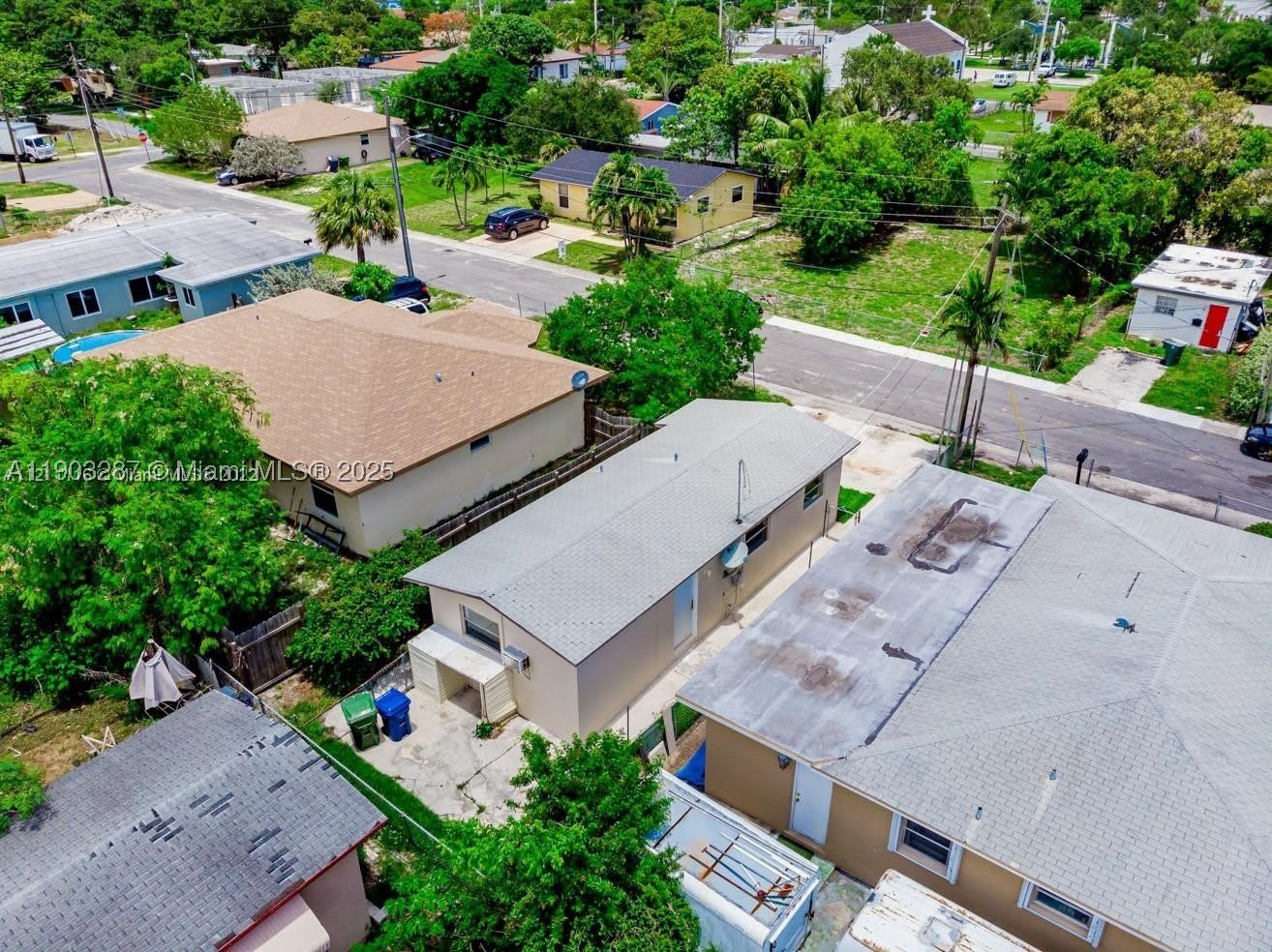 805 NW 3rd Ter – photo 3