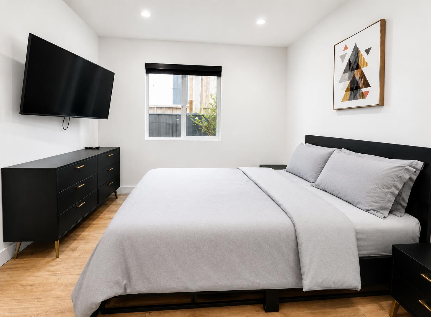 5735 Wilhelmina Ave – photo 2