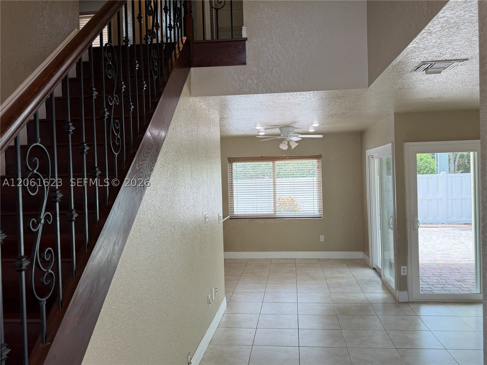 804 NW 99th Ave – photo 2