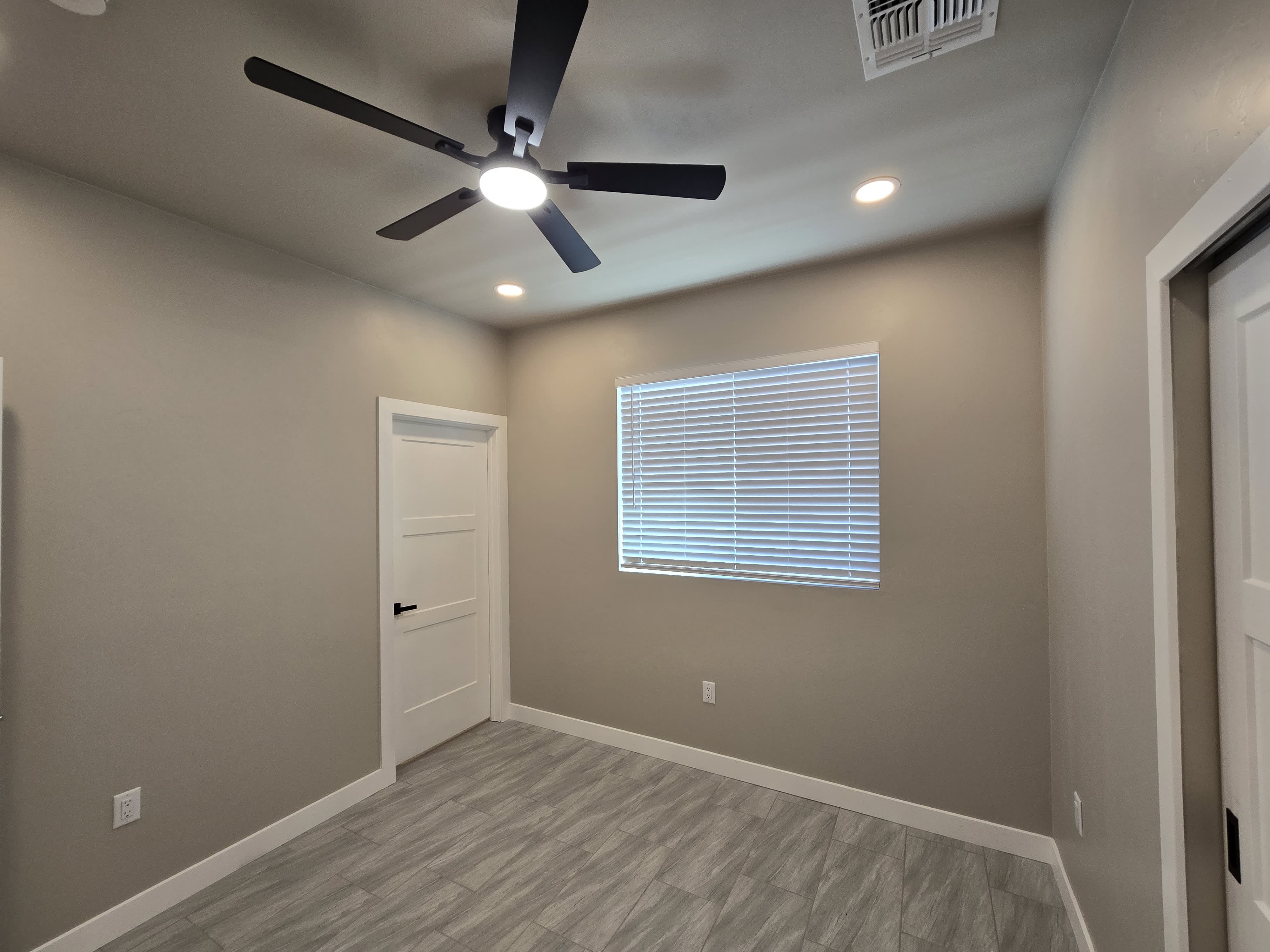 1325 West Speedway Boulevard – photo 5