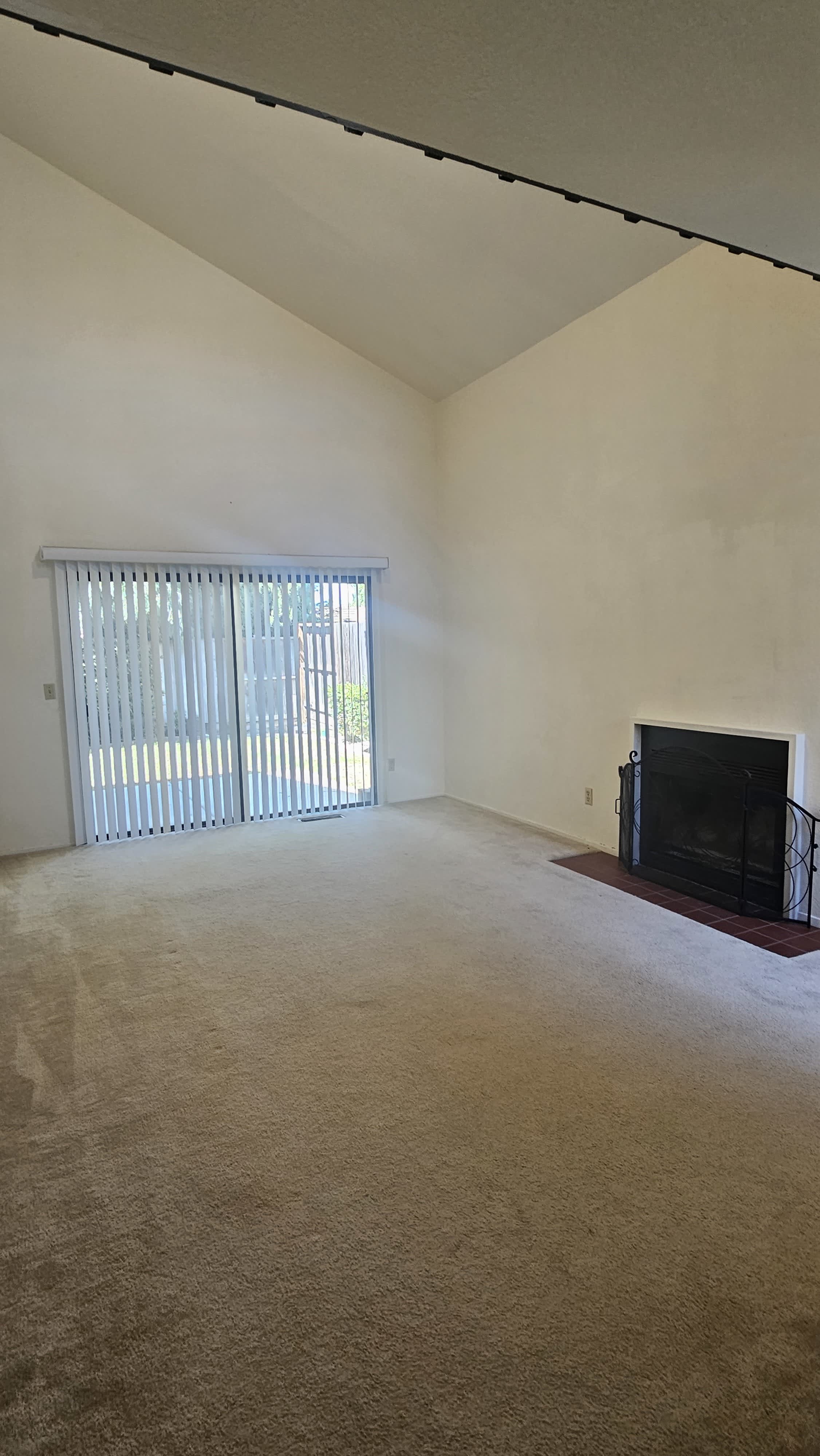 949 Courtland Court – photo 3