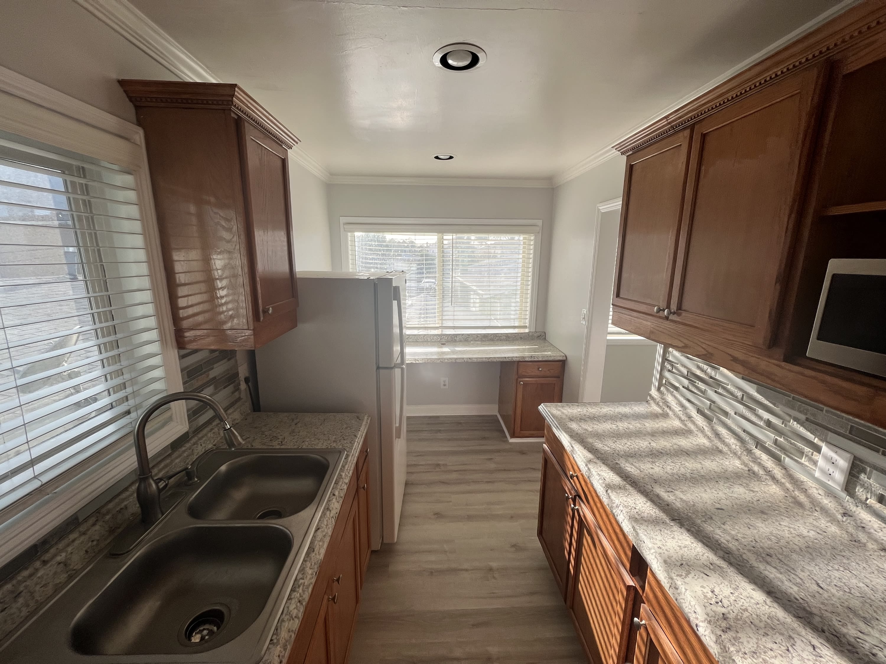 4169 1 2 Kansas Street – photo 2
