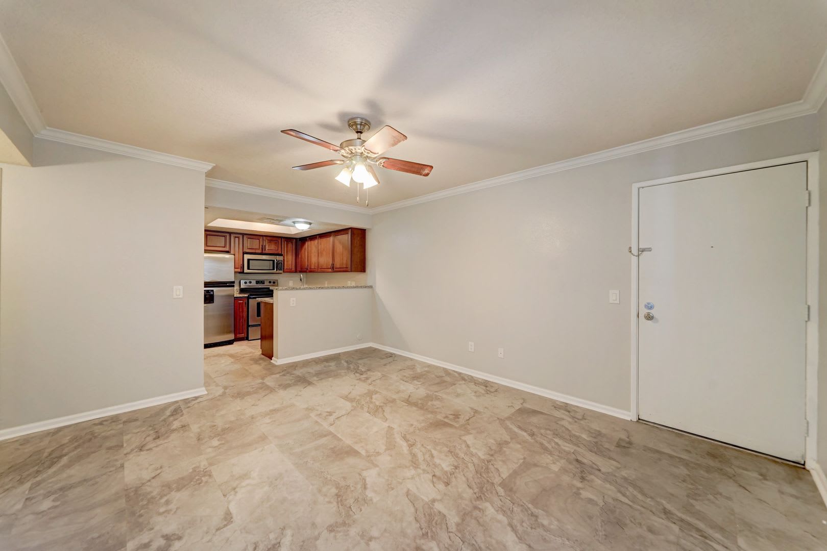 MOVE IN SPECIALS 2 weeks FREE – photo 3