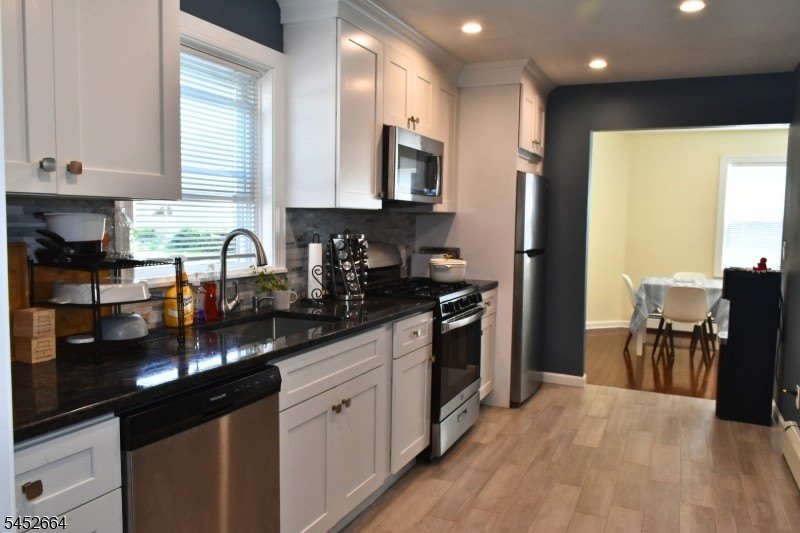 139 Ray St – photo 2