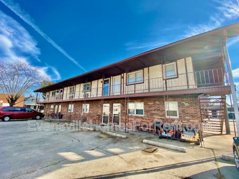 1014 Mary Street – photo 3
